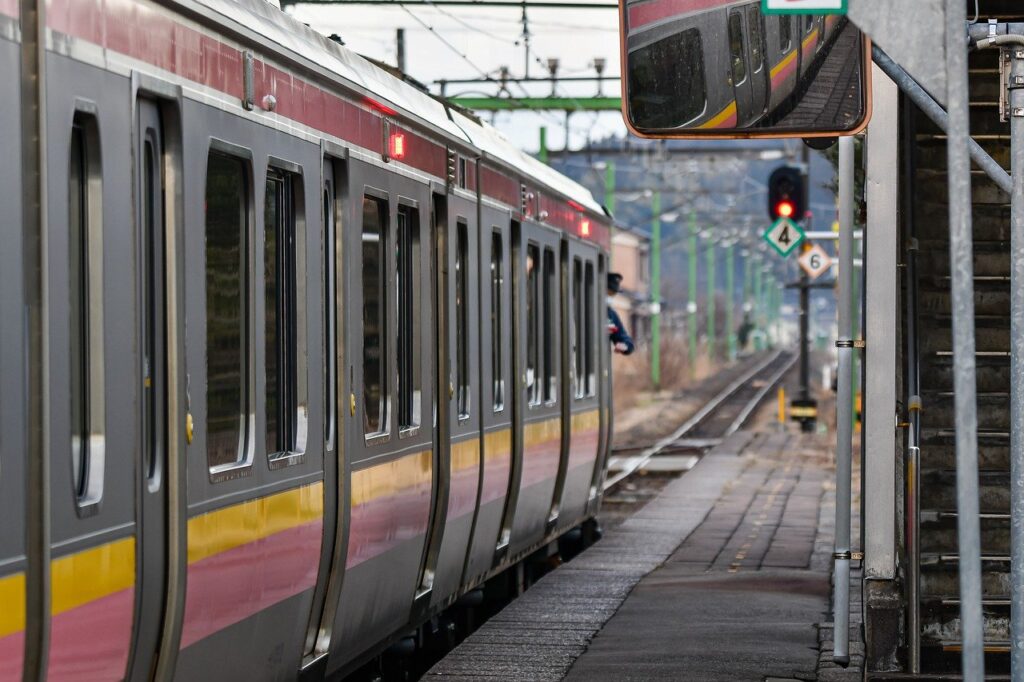 山梨の桃狩りで電車で行けるスポット4選！ツアーや駅周辺の農園も紹介